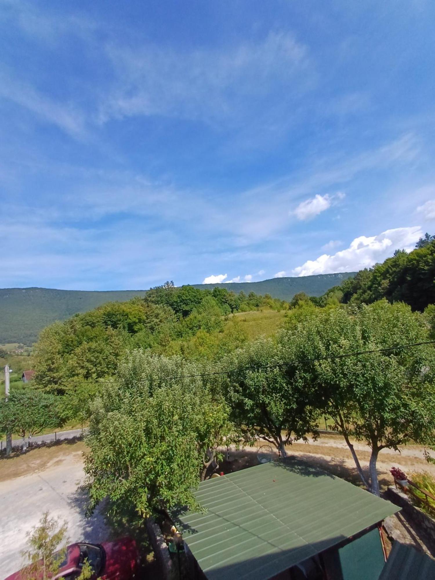 Apartman Denis Una Luzine Экстерьер фото