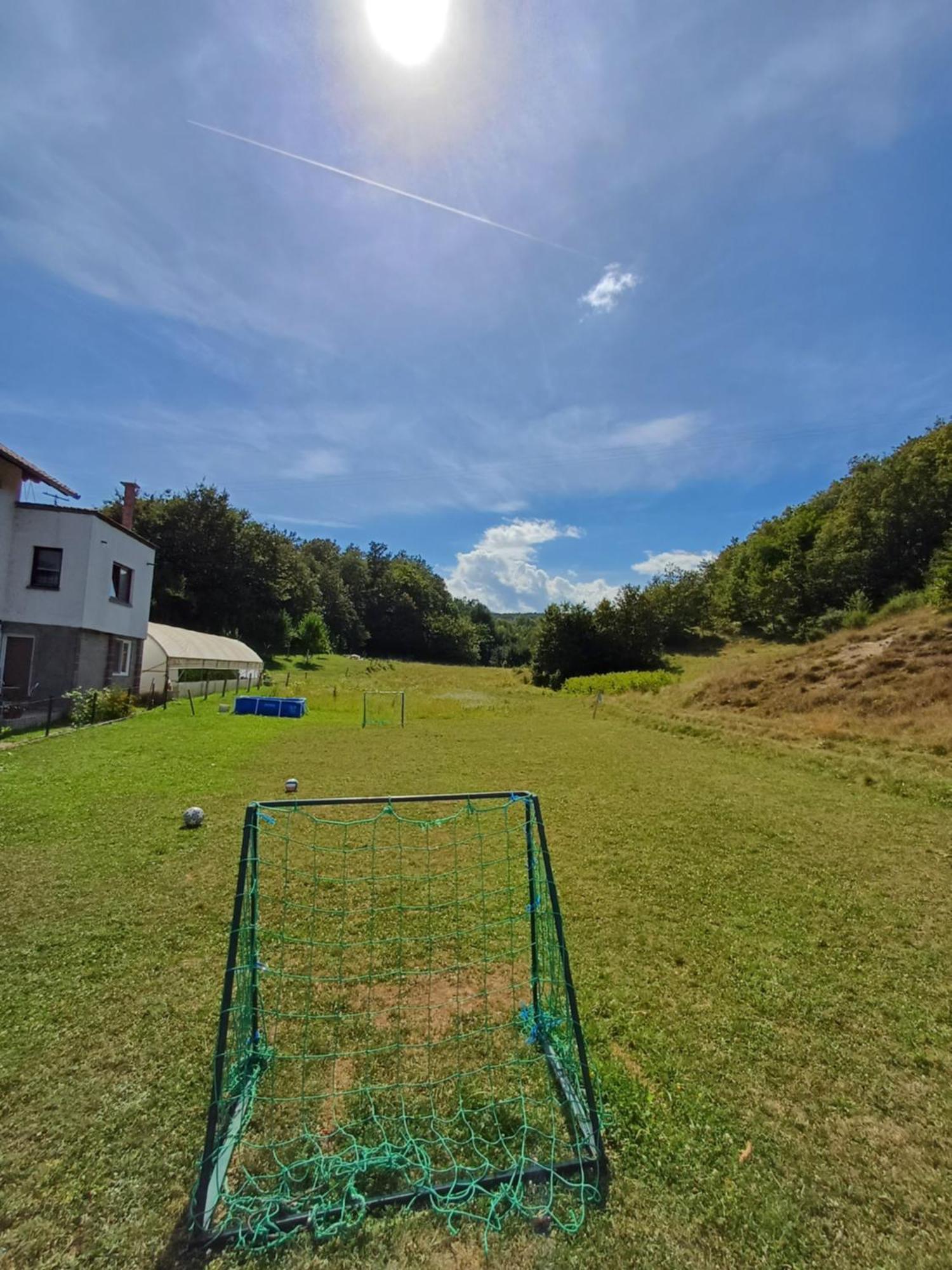 Apartman Denis Una Luzine Экстерьер фото
