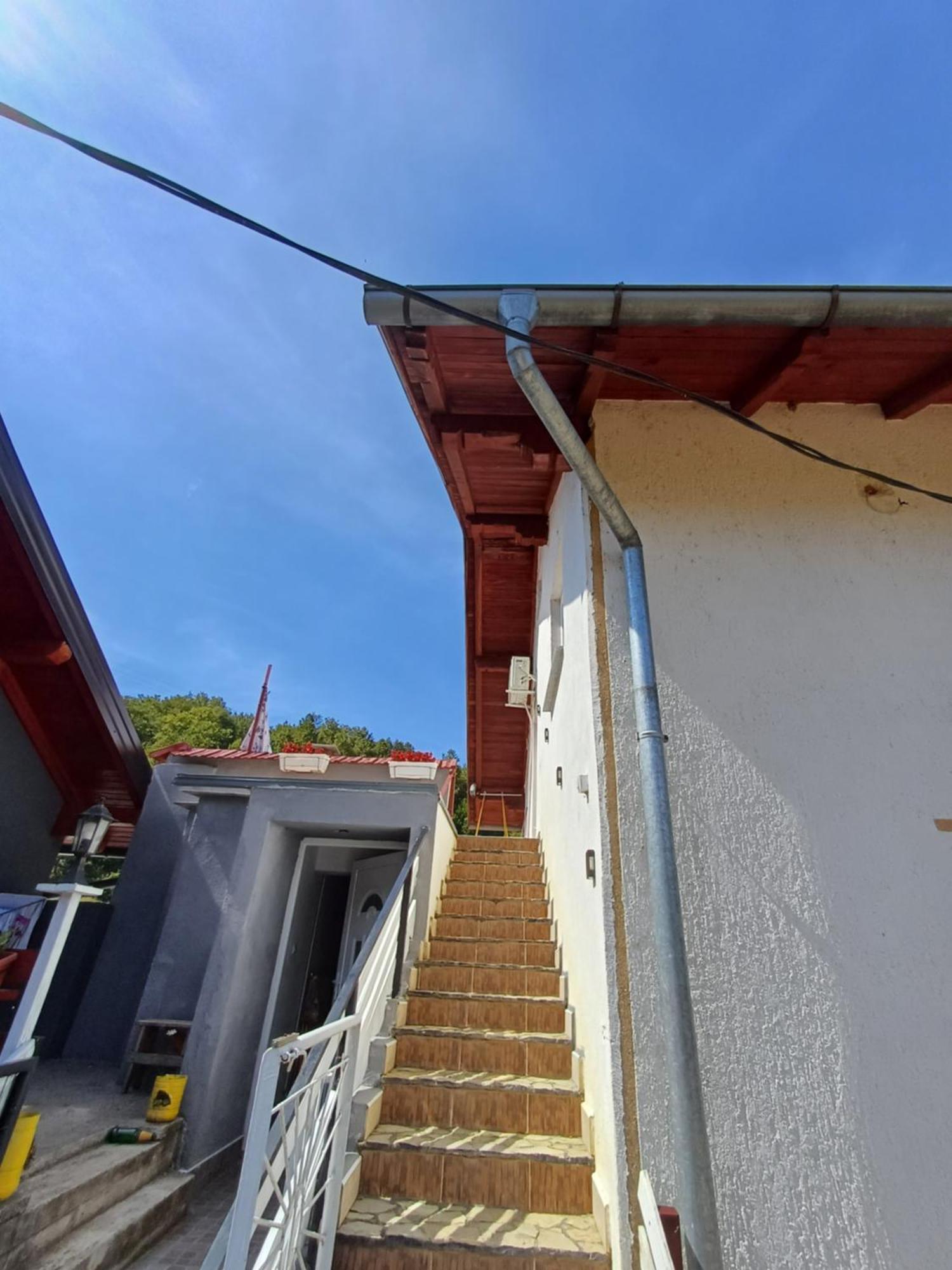 Apartman Denis Una Luzine Экстерьер фото