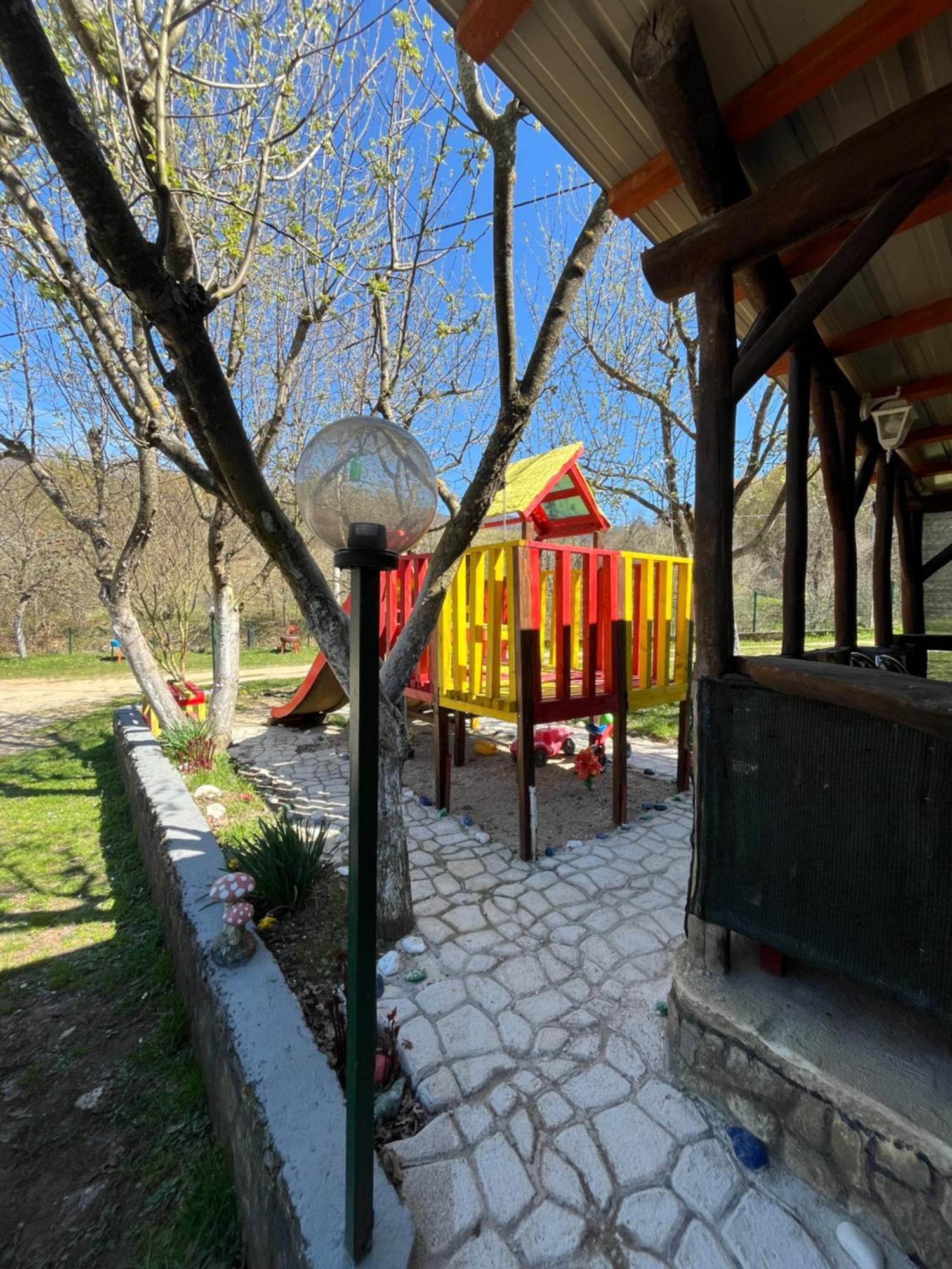 Apartman Denis Una Luzine Экстерьер фото
