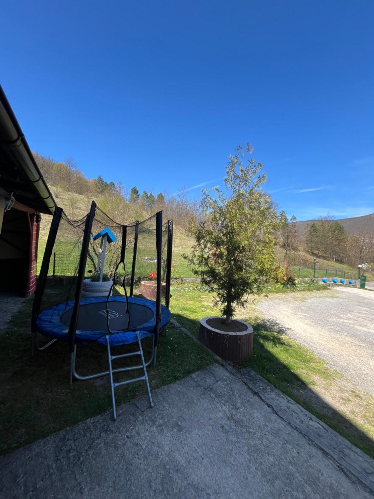 Apartman Denis Una Luzine Экстерьер фото